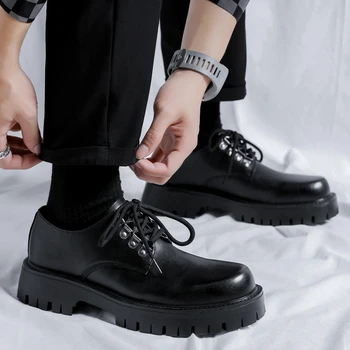 Мужская кожаная повседневная обувь на платформе Черные винтажные мужские модельные туфли на толстой подошве со шнуровкой Деловые оксфорды Модные свадебные туфли-лодочки